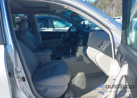 2010 Toyota Highlander Se V6 from USA, damaged, VIN 5TDJK3EH4AS036741